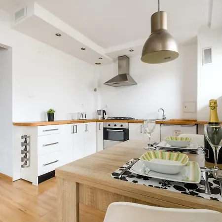 Labo Apartment Muranow Apartment *